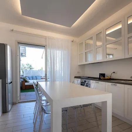Sardinia Seaside Eden Apartment *